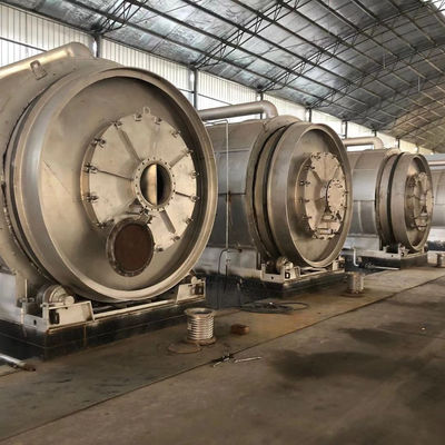 300 τετραγωνικά μέτρα Περιοχή απαιτείται 15 TPD Απορρίμματα ελαστικού ελαστικού Μηχανή πυρόλυσης για ανακύκλωση πετρελαίου