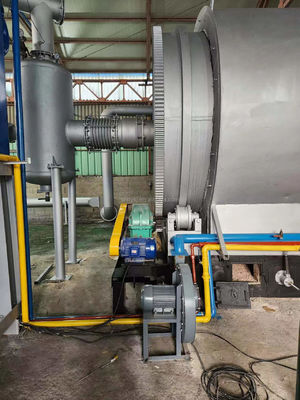2800mm*7700mm Μηχανή πυρόλυσης από τα σκουπίδια ελαστικών σε πετρέλαιο για βιώσιμη χρήση πόρων